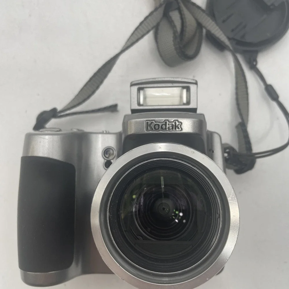 Kodak EasyShare Z740 5.0MP Digital Camera 10X Zoom+Battery+SD Card+Case-TESTED
